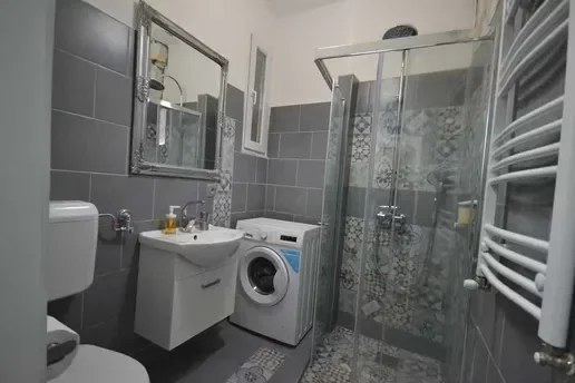 Universitate, Cismigiu